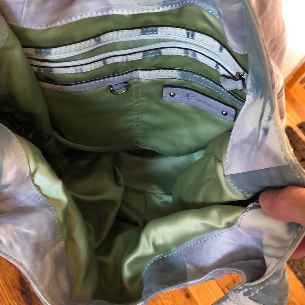 Purse - Picture 2 of 5